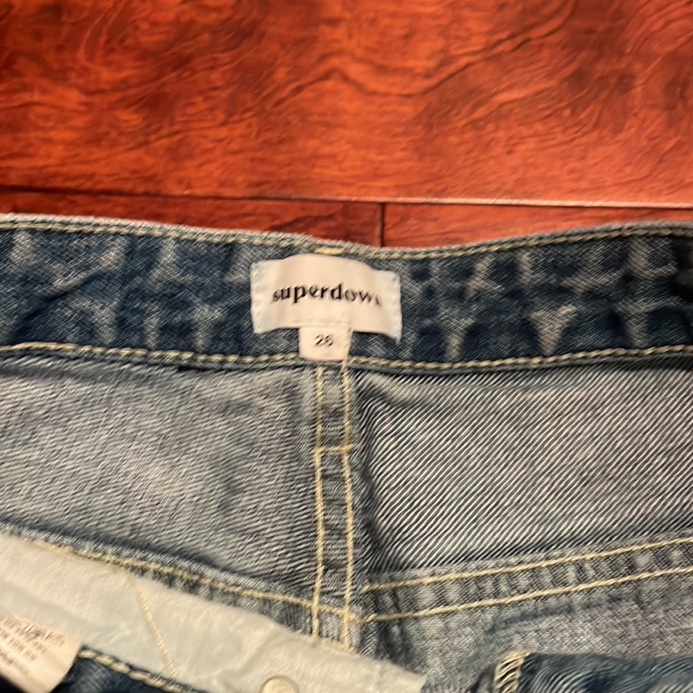 Superdown Ripped Jeans - Picture 4 of 4